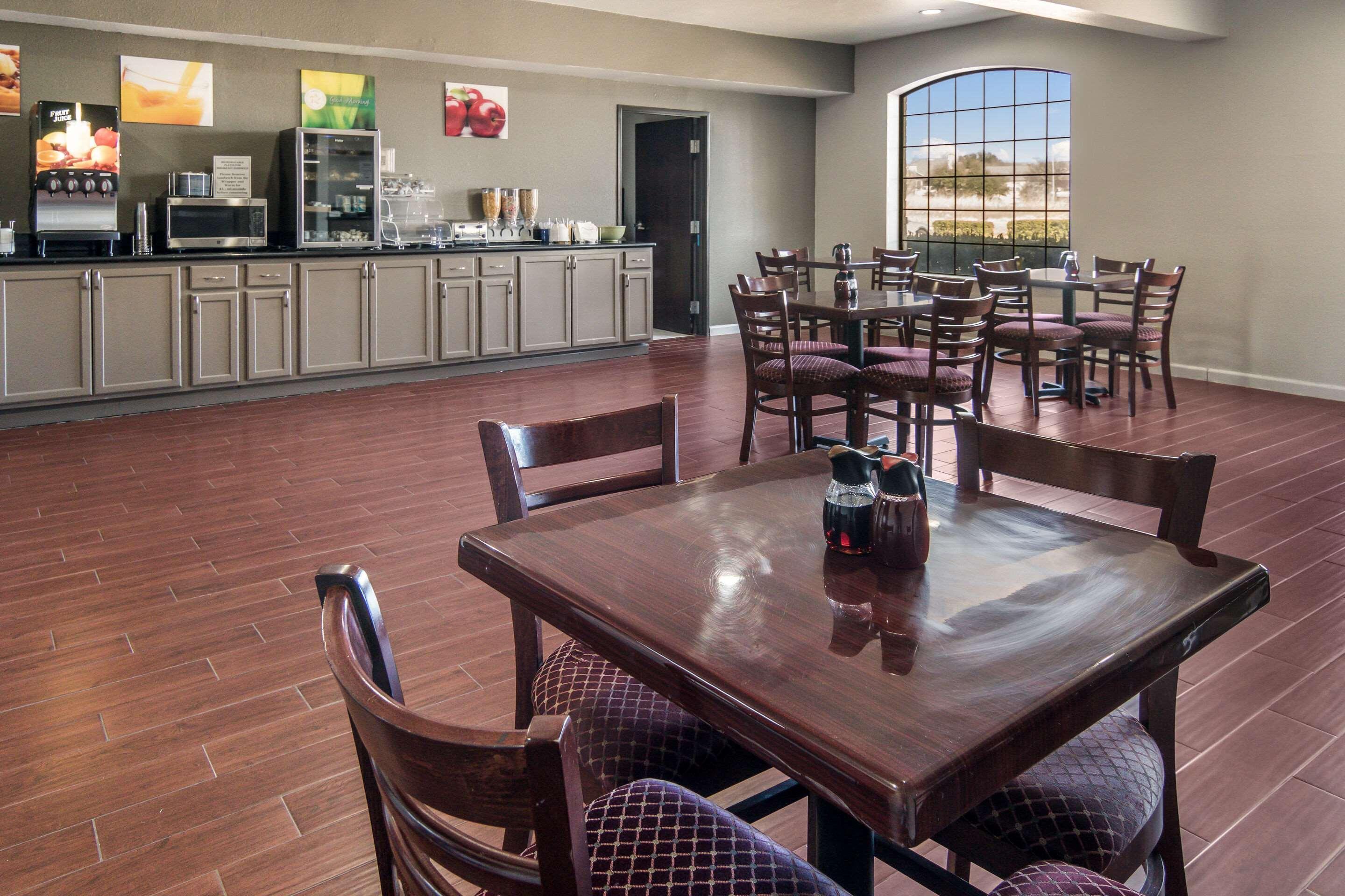 Quality Inn & Suites Fort Worth Luaran gambar