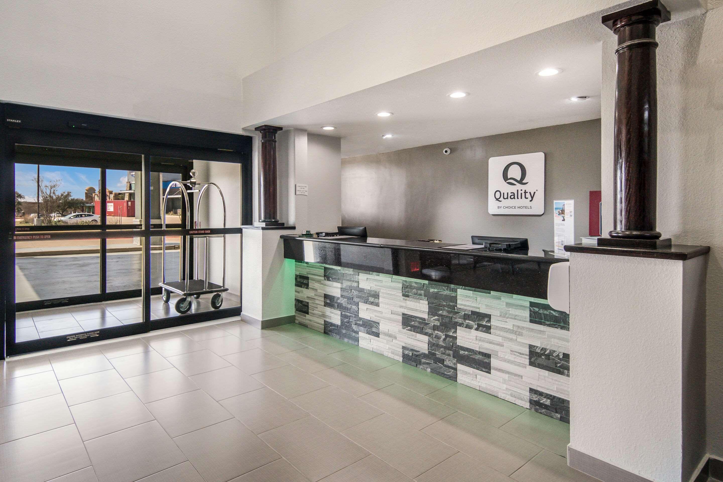 Quality Inn & Suites Fort Worth Luaran gambar